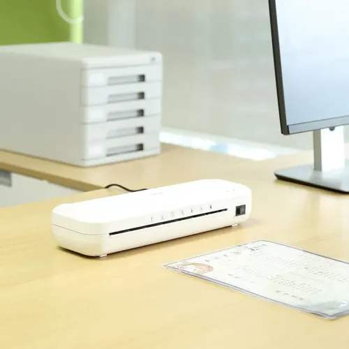 Deli E2132 A4 Laminating Machine